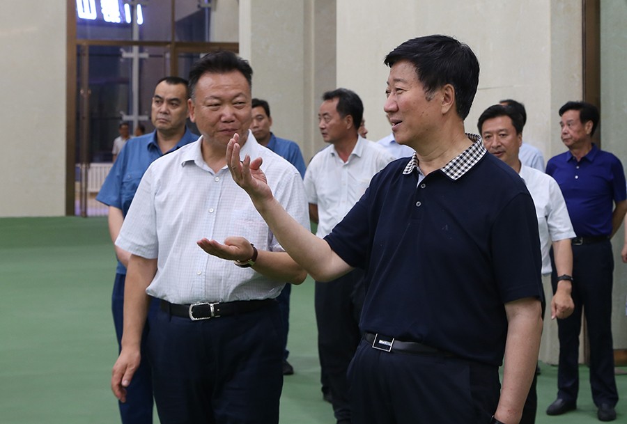 22-2018年6月，省人大常委會黨組書記、副主任王璽玉蒞臨金徽股份視察。.jpg